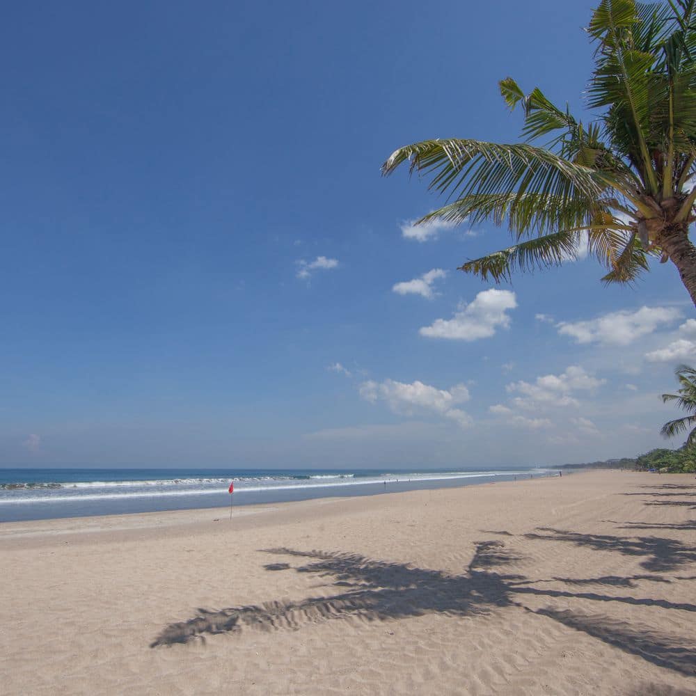 Legian Beach Hotel - Legian Beach