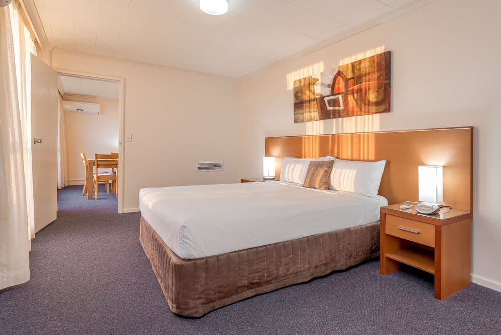One Bedroom Apartment