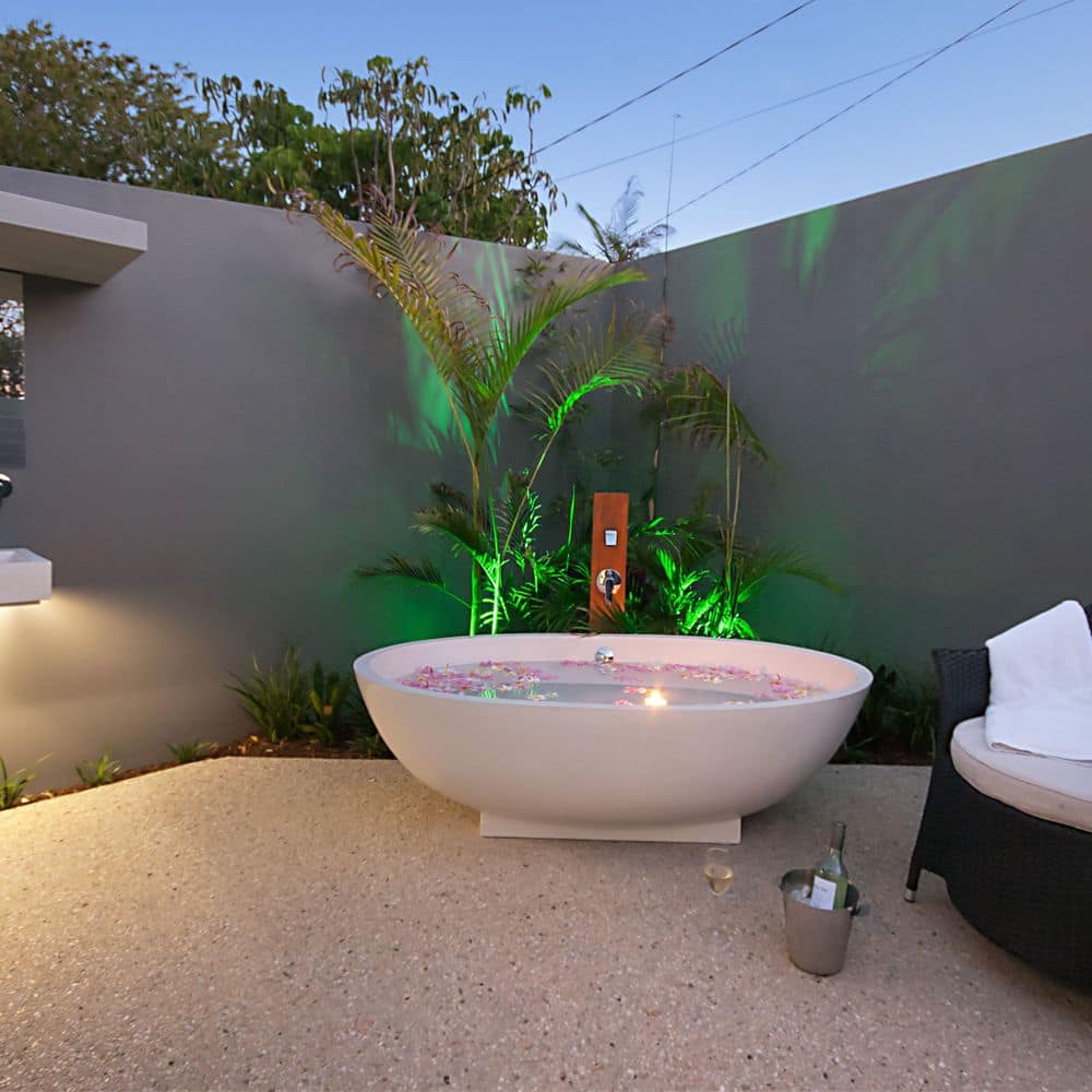 Outdoor Bali Bath