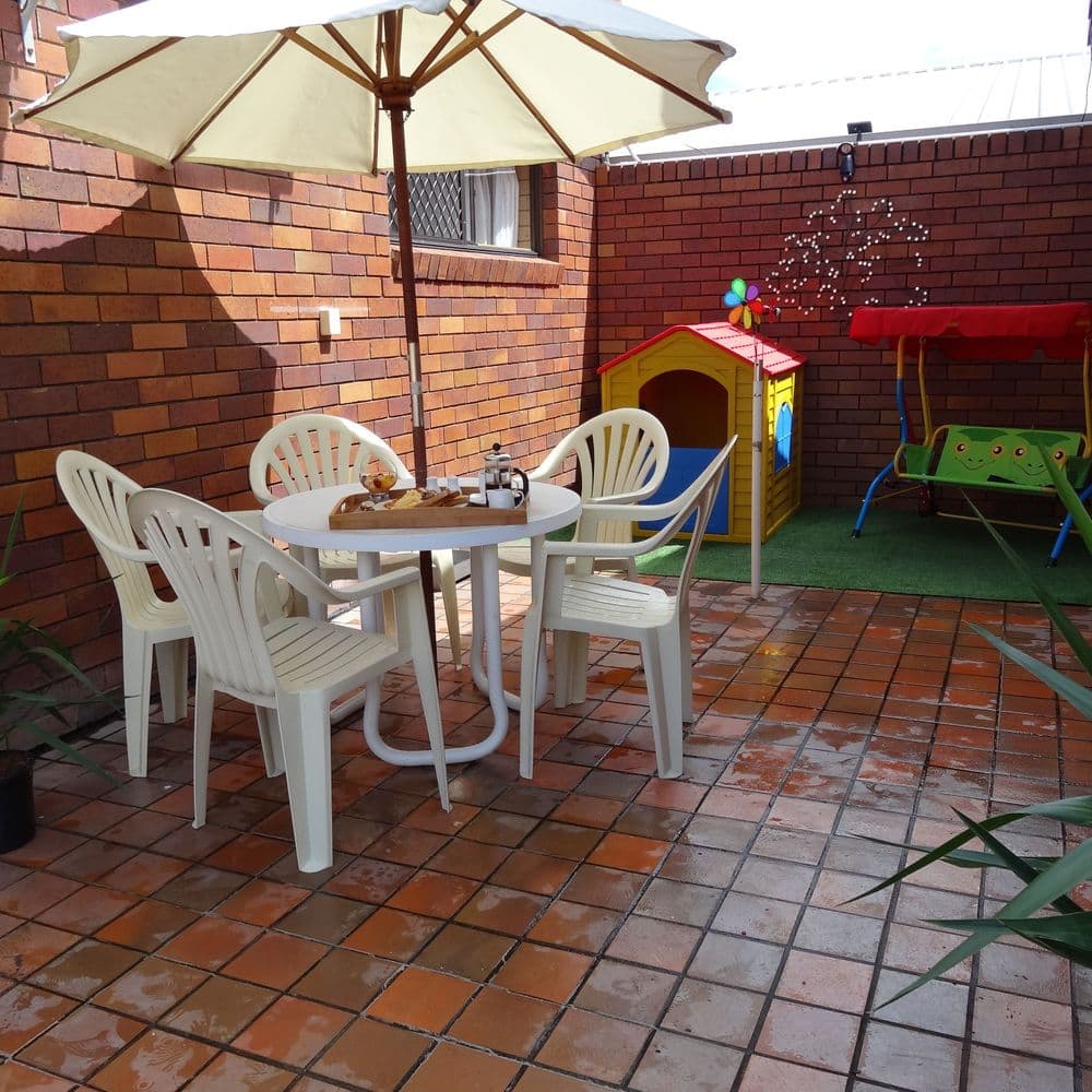 Terrace and kids play area