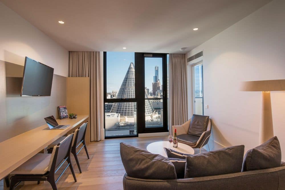 2 Bedroom Lounge area