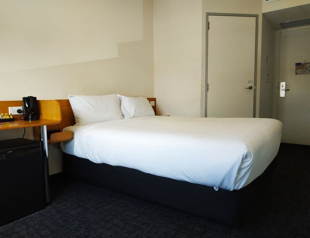 ibis-budget-sydney-airport-mascot-jetstar-hotels-australia