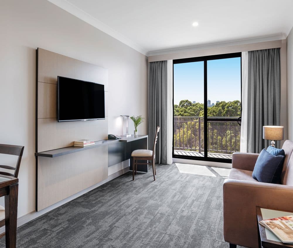 Oaks Sydney North Ryde Suites Qantas Holidays