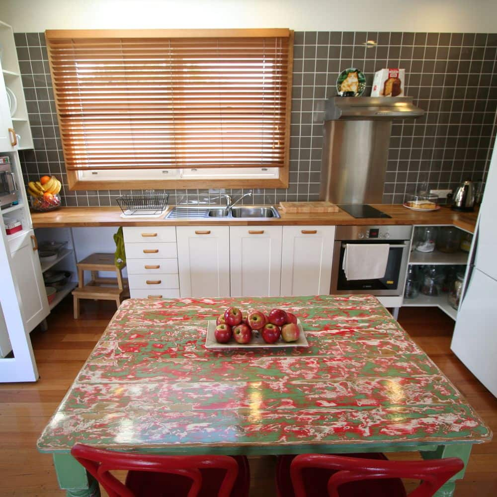 Studio Cottage Kitchen