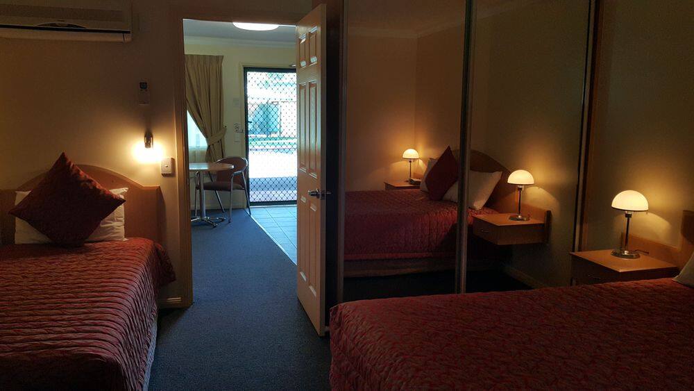 Modern Soundproof One-Bedroom Apartments