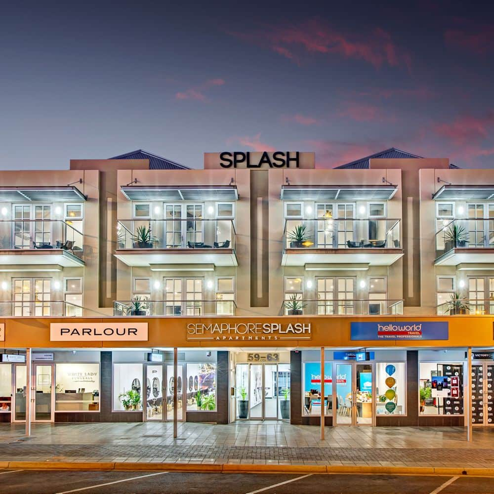 Semaphore Splash Apartments