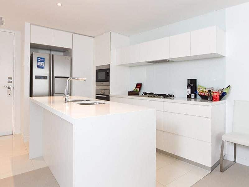 2 Bedroom Premium - Kitchen 