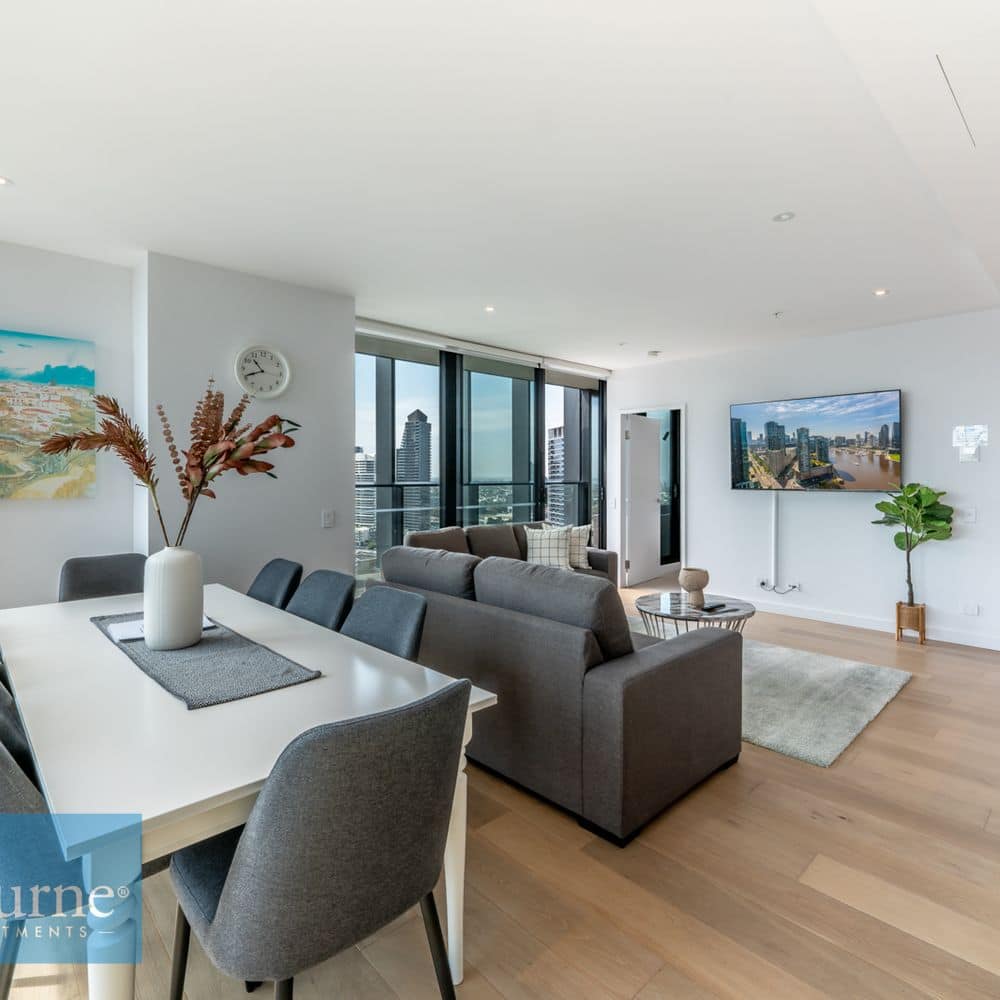 Sky High 3BR / 2 Bath Dual Harbour Views 