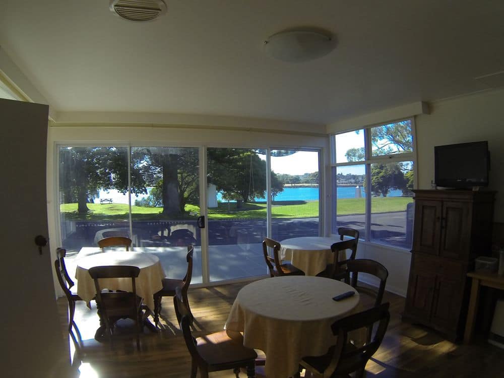 Breakfast room