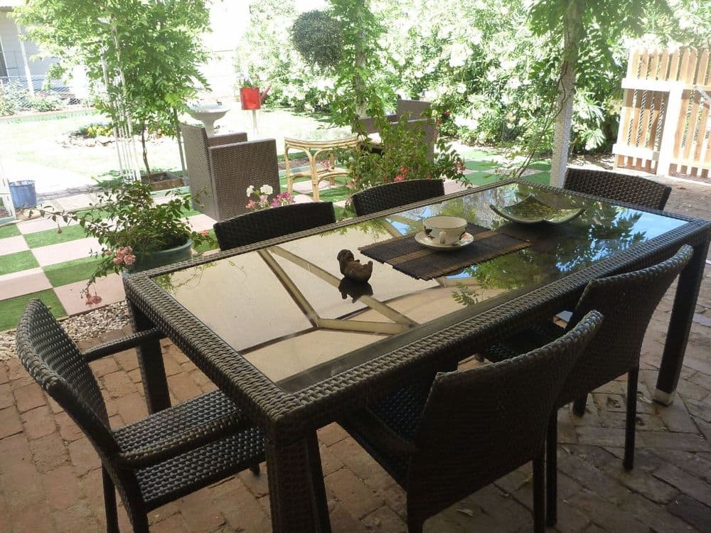 outdoor area for breakfast