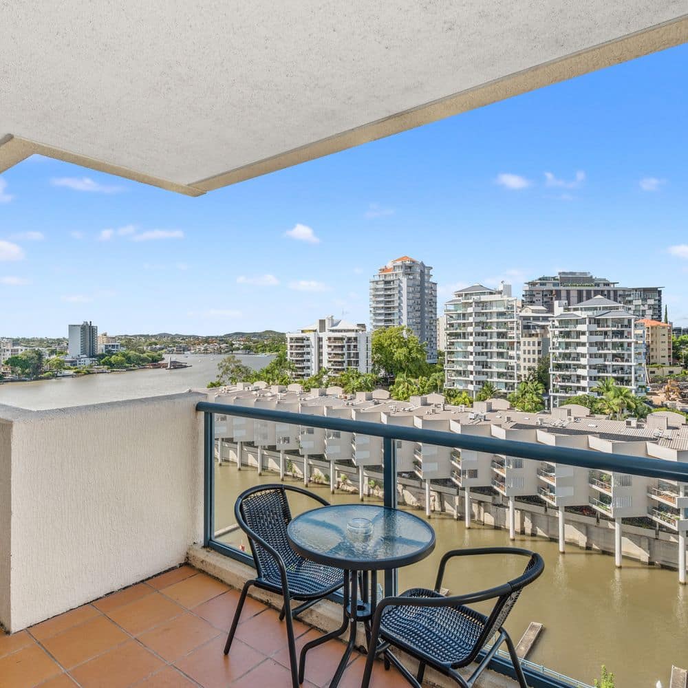 1 Bedroom Standard - Balcony