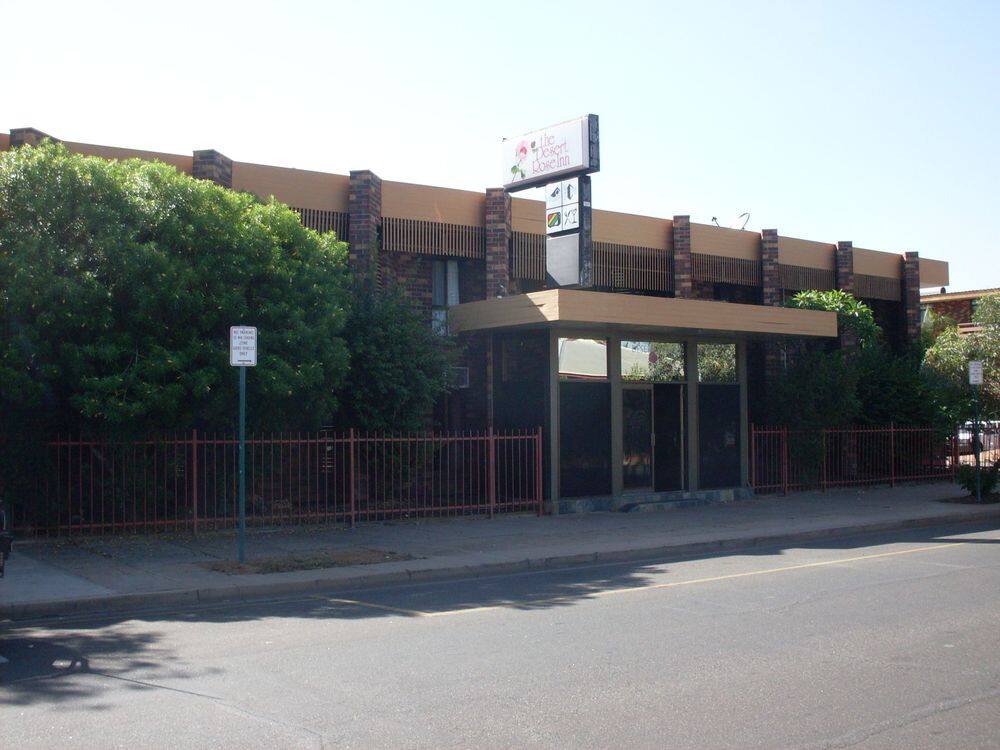 Desert Rose Inn