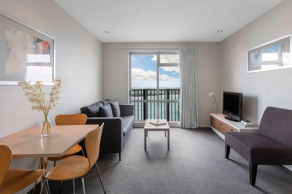 2 Bedroom Harbour View - Living Room