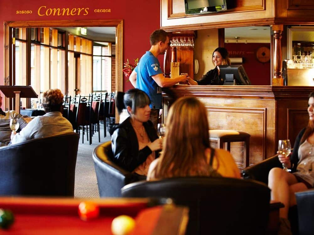 Conners Restaurant & Bar