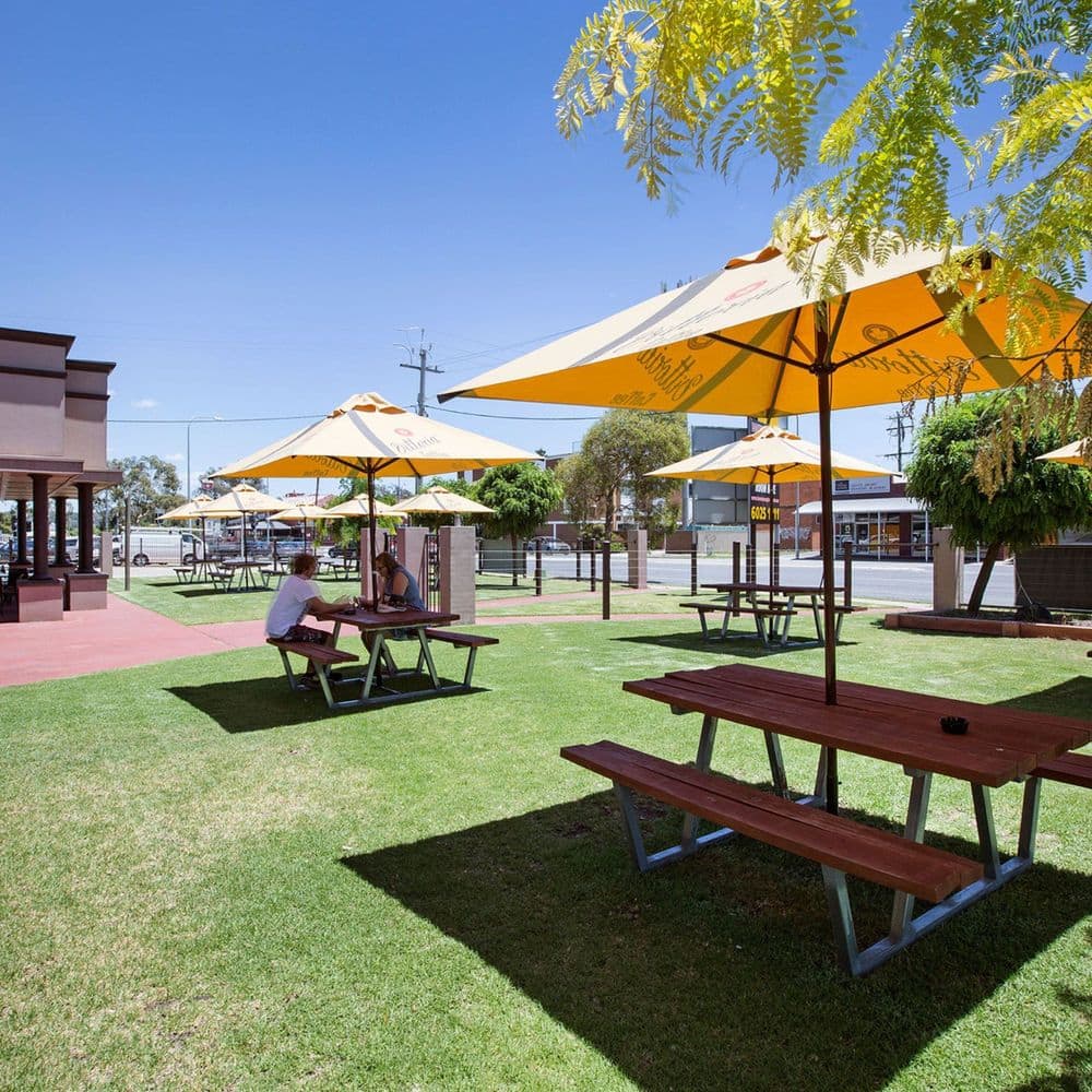 Beer Garden/Courtyard